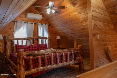 Tiny photo for 3046 Engle Town Rd, Pigeon Forge, TN 37862 (MLS # 1359797)