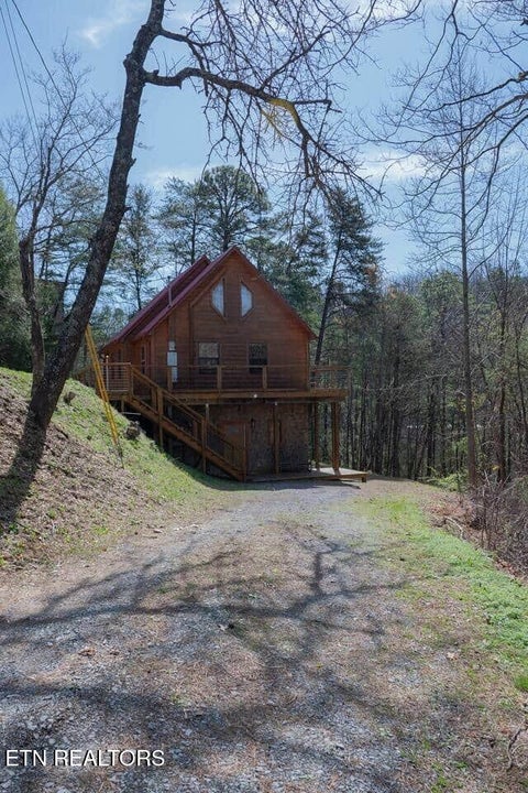 Tiny photo for 3046 Engle Town Rd, Pigeon Forge, TN 37862 (MLS # 1359797)