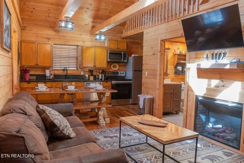 Tiny photo for 3046 Engle Town Rd, Pigeon Forge, TN 37862 (MLS # 1359797)
