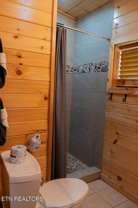 Tiny photo for 3046 Engle Town Rd, Pigeon Forge, TN 37862 (MLS # 1359797)