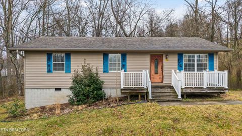 Photo of 156 Hollifield Drive, Jacksboro, TN 37757 (MLS # 1331326)