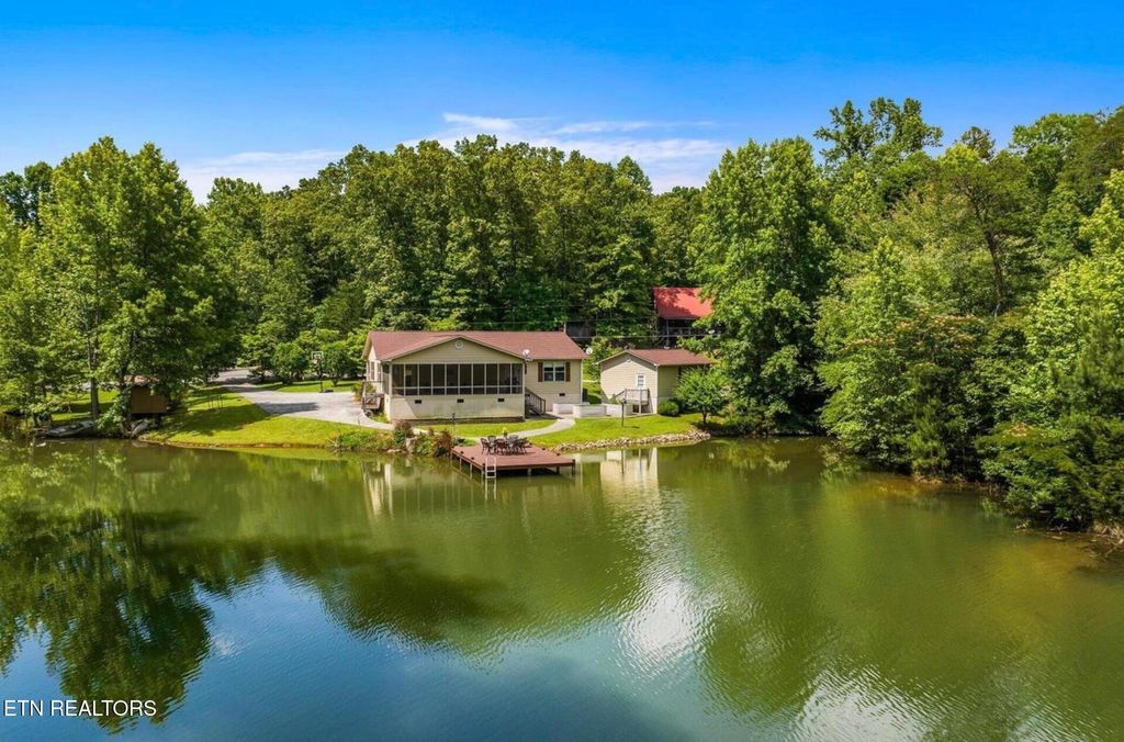 Photo of 877 Laurel Lake Circle Circle, Madisonville, TN 37354 (MLS # 1332355)
