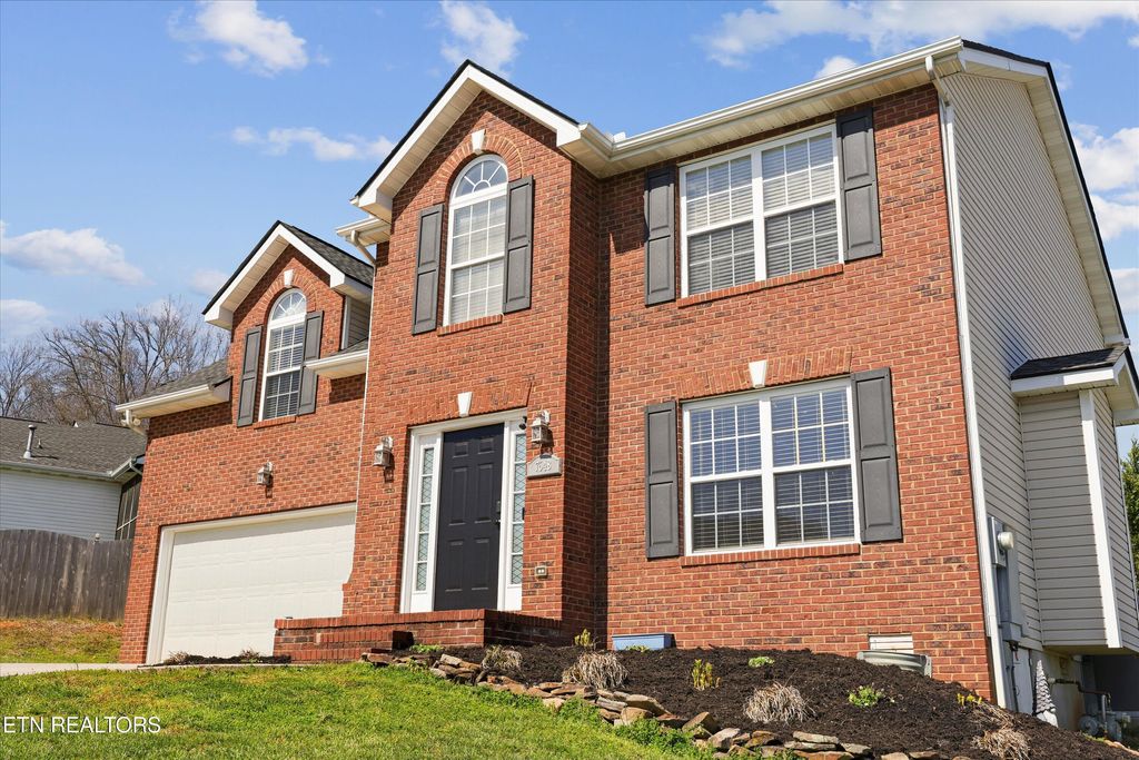 Photo of 7648 Cool Breeze Rd, Knoxville, TN 37938 (MLS # 1333626)