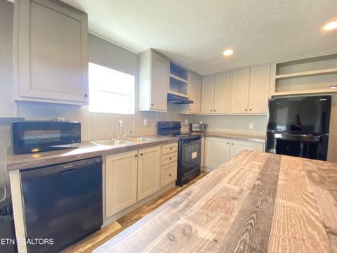 Tiny photo for 671 Towers Drive, Dandridge, TN 37725 (MLS # 1318611)