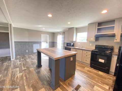 Tiny photo for 671 Towers Drive, Dandridge, TN 37725 (MLS # 1318611)
