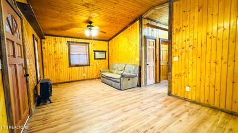 Photo of 495 Bear Hollow Rd, Oneida, TN 37841 (MLS # 1333555)