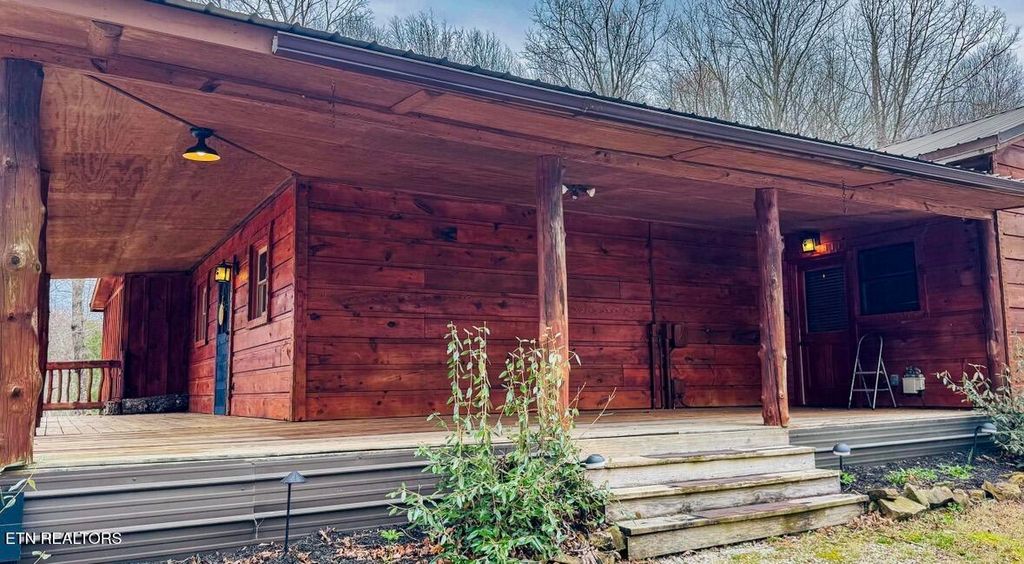 Photo of 495 Bear Hollow Rd, Oneida, TN 37841 (MLS # 1333555)