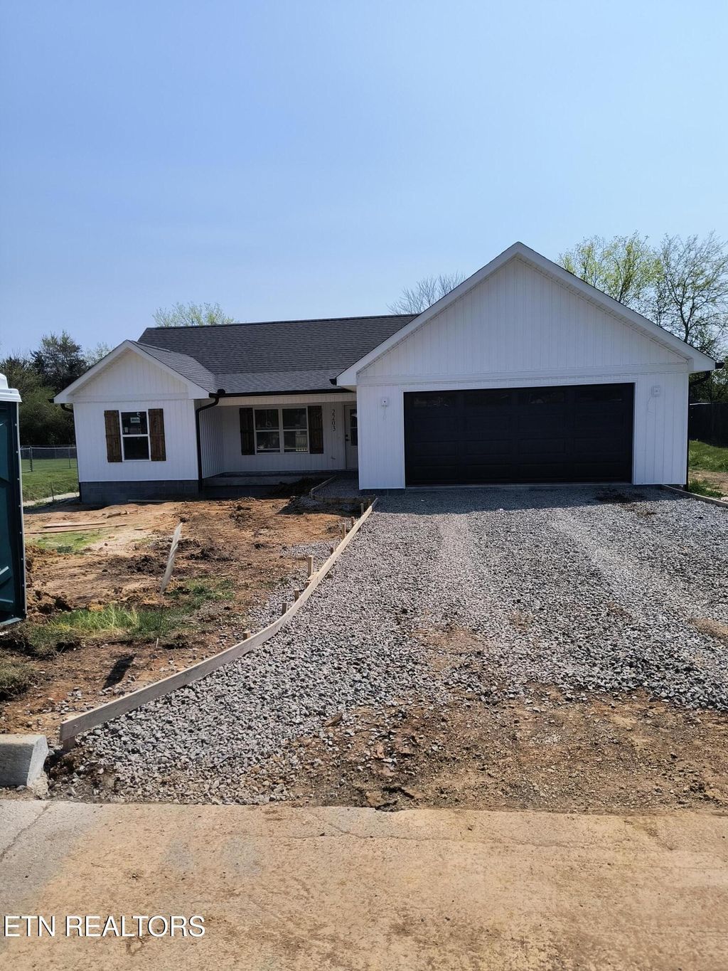 Photo of 2203 Pinewood Drive, Maryville, TN 37803 (MLS # 1329670)