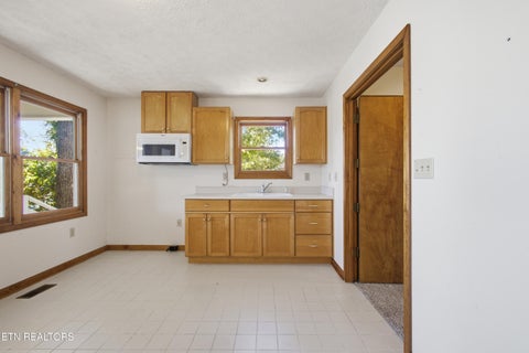 Tiny photo for 761 Toestring Cove Rd, Spring City, TN 37381 (MLS # 1359924)