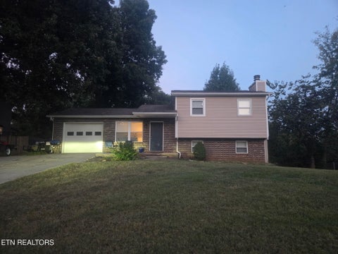 Photo of 11208 Concord Woods Drive, Knoxville, TN 37934 (MLS # 1360225)