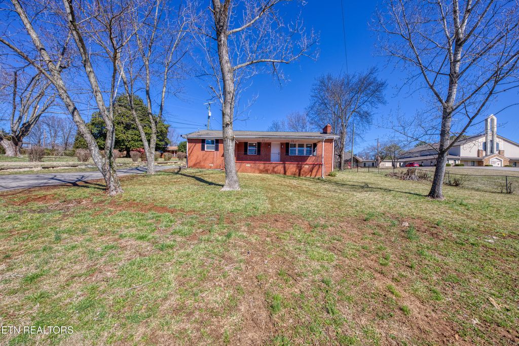 Photo of 4114 Central Avenue Pike Pike, Knoxville, TN 37912 (MLS # 1331804)