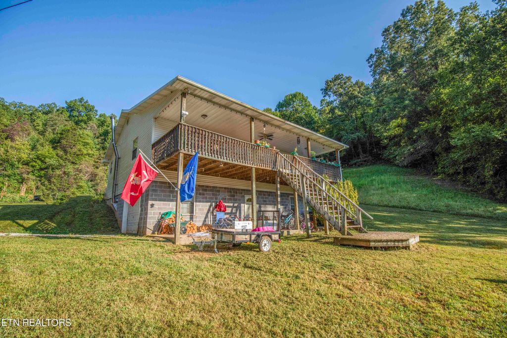 Photo of 640 Ousley Lane, New Tazewell, TN 37825 (MLS # 1240704)