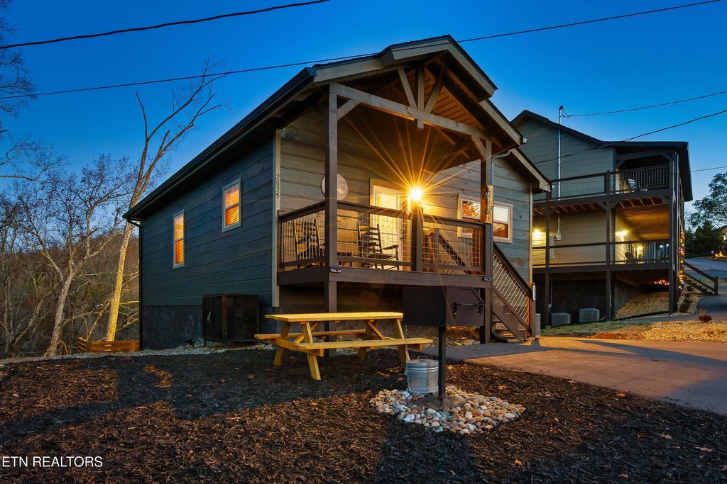 Photo of 2035 Eagle Feather Drive, Sevierville, TN 37876 (MLS # 1327112)