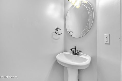 Tiny photo for 487 Lochmere Drive, Morristown, TN 37814 (MLS # 1328183)