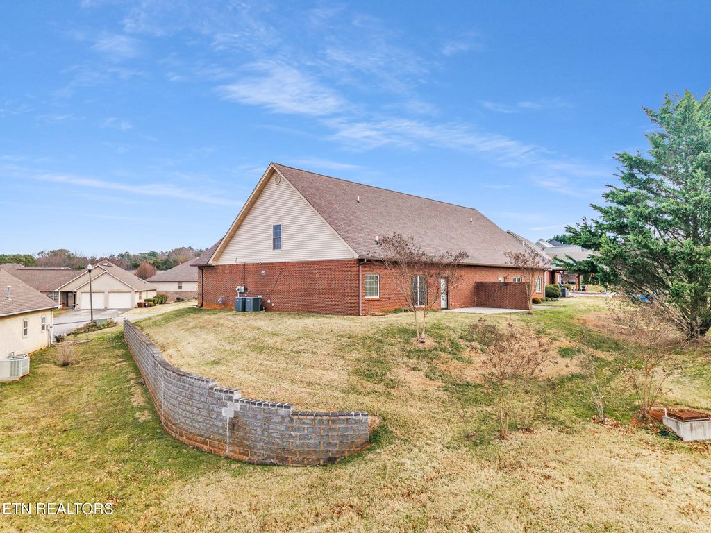 Photo of 487 Lochmere Drive, Morristown, TN 37814 (MLS # 1328183)