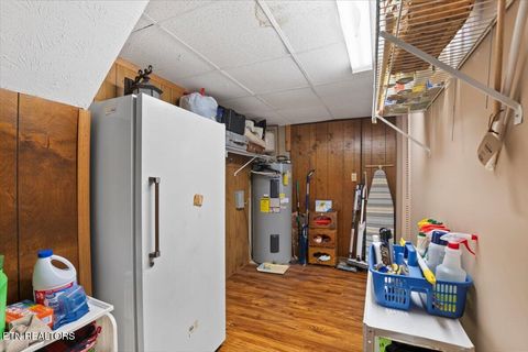 Tiny photo for 121 E Village Circle, LaFollette, TN 37766 (MLS # 1323242)