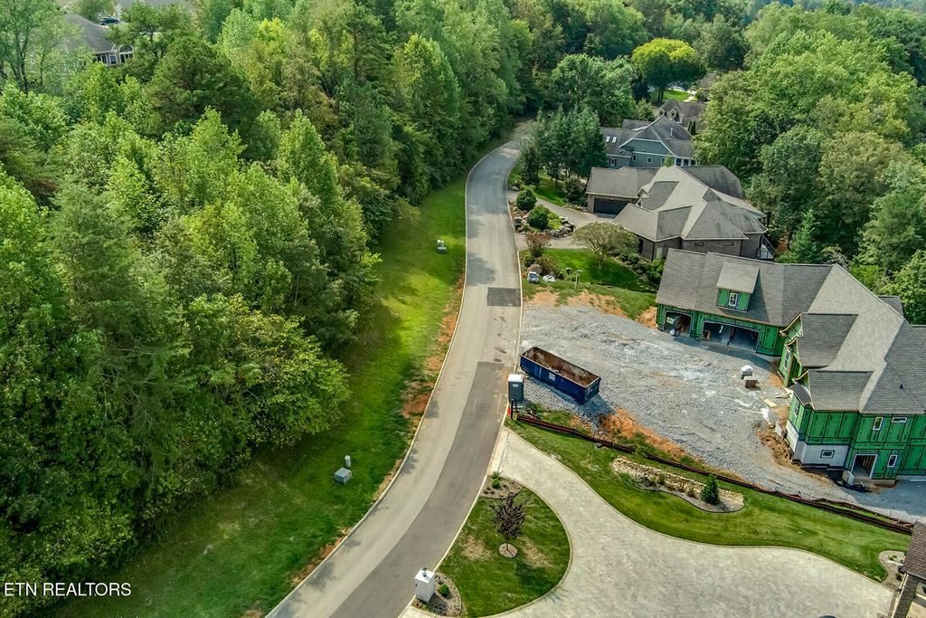 Photo of 646 Sandpiper Drive, Vonore, TN 37885 (MLS # 1316826)