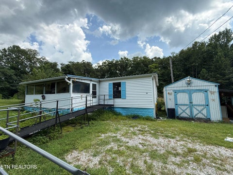 Photo of 106 Black Hollow Rd, Rockwood, TN 37854 (MLS # 1358753)