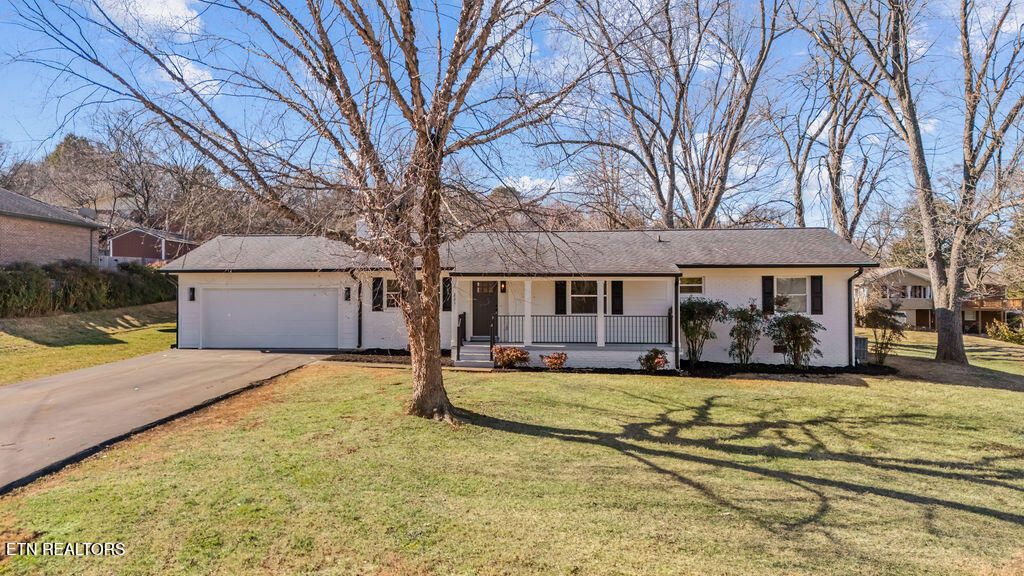 Photo of 221 Medford Rd, Knoxville, TN 37922 (MLS # 1327681)