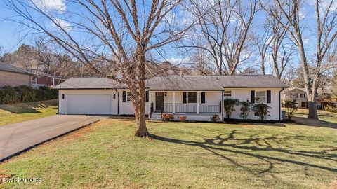 Photo of 221 Medford Rd, Knoxville, TN 37922 (MLS # 1327681)