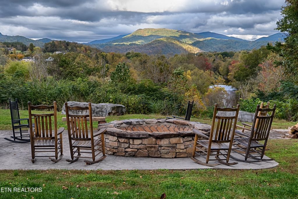 Photo of 229 Bishops Cap Circle #101, Townsend, TN 37882 (MLS # 1296631)