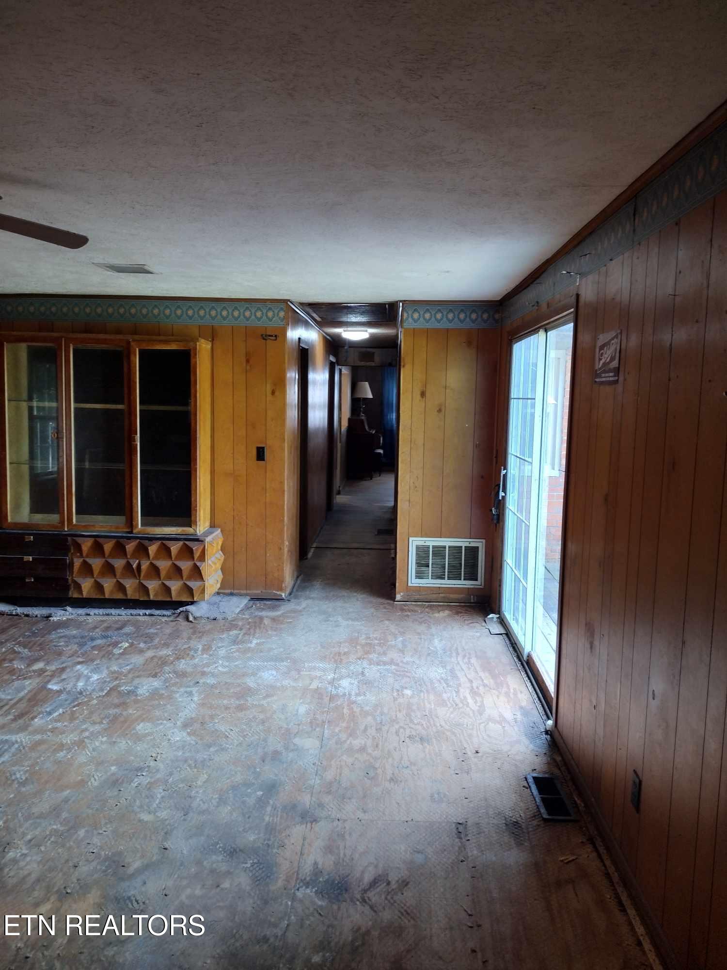 1331 Greenlee Lane