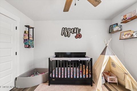 Tiny photo for 258 Old Middlesboro Hwy, LaFollette, TN 37766 (MLS # 1327481)