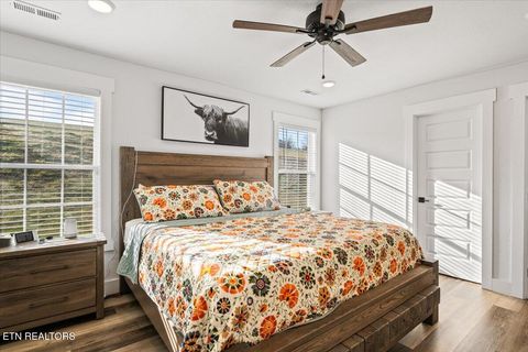 Tiny photo for 258 Old Middlesboro Hwy, LaFollette, TN 37766 (MLS # 1327481)