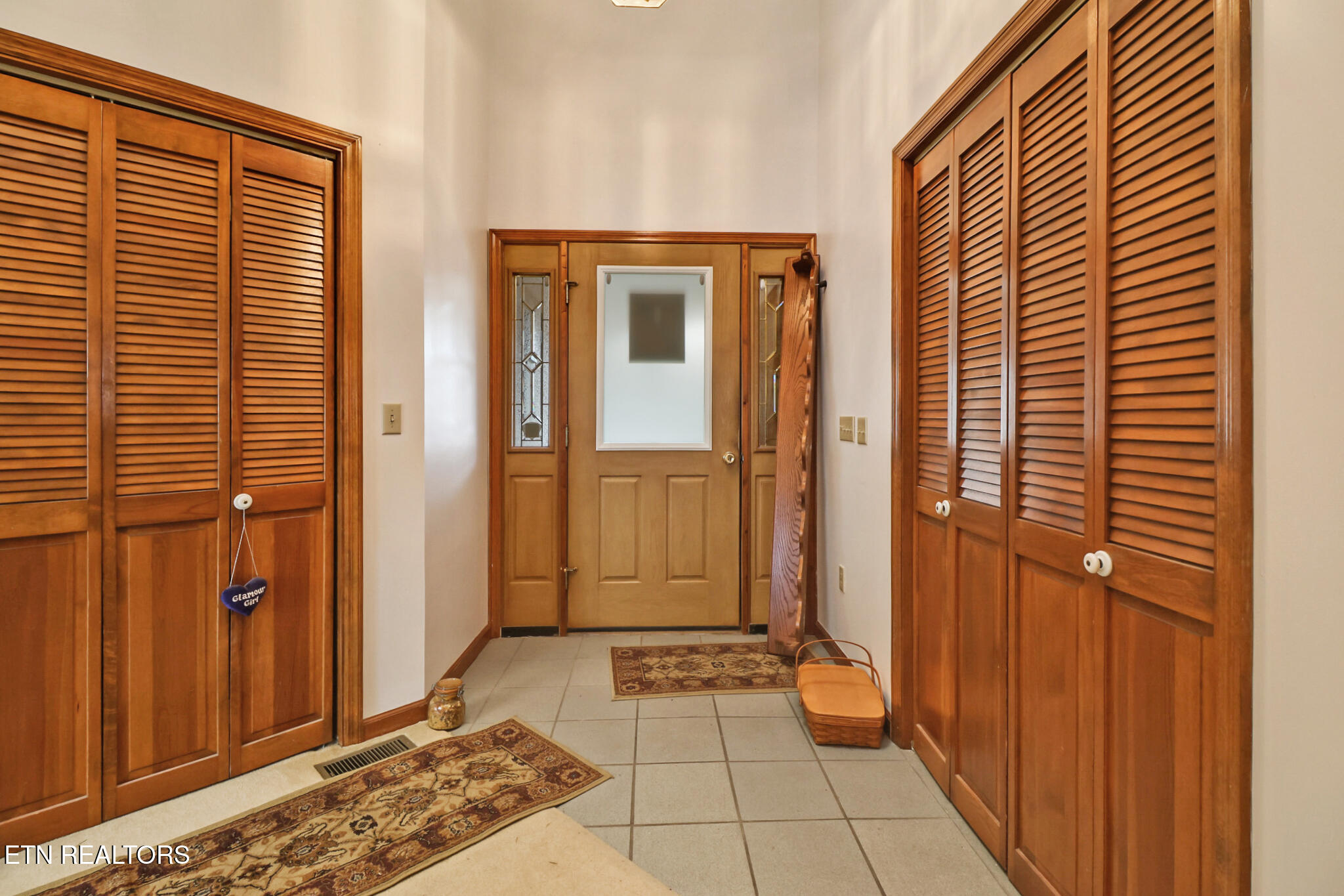 140 Tawny Oak Loop