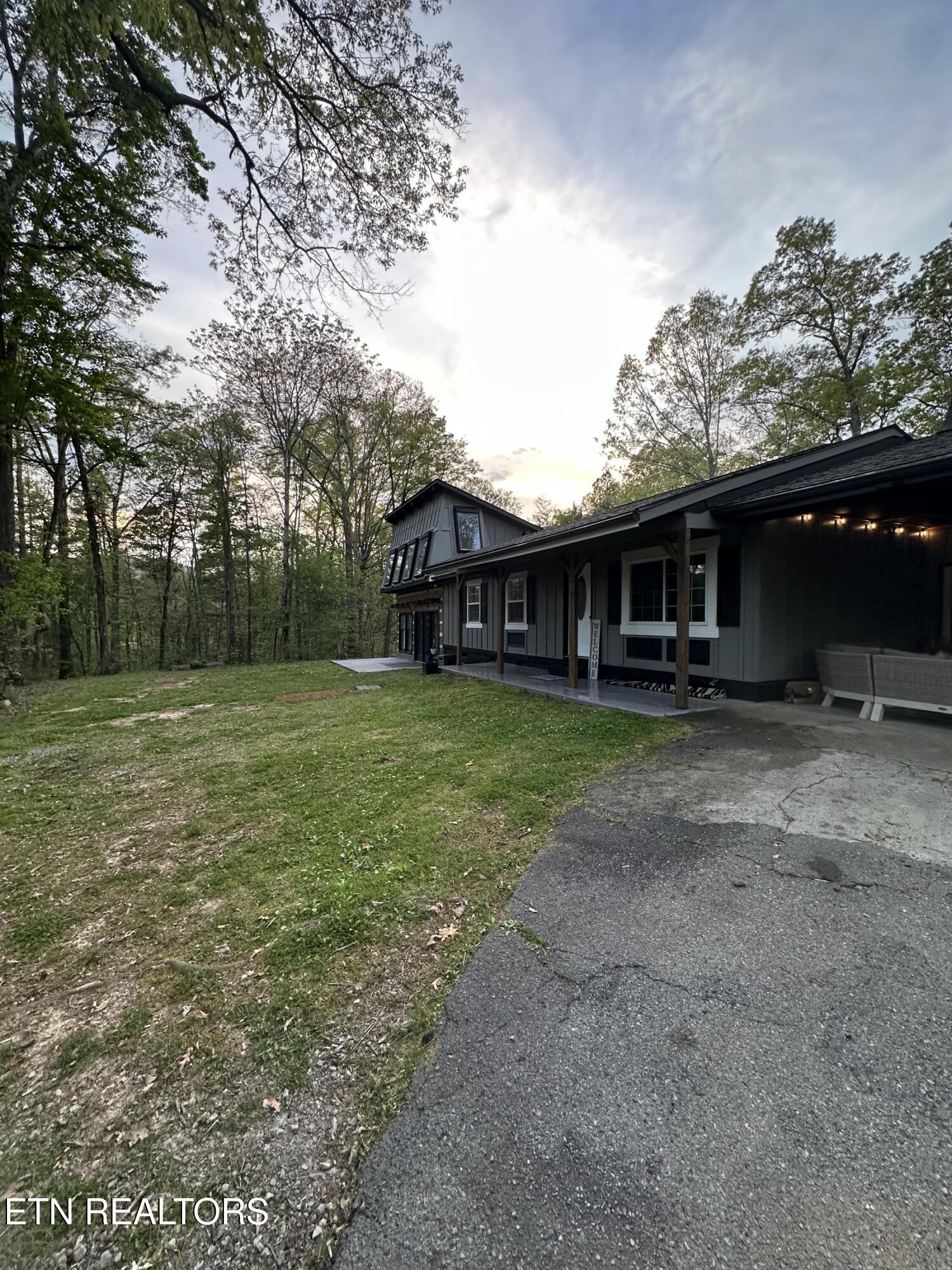 381 Fox Cemetery Rd