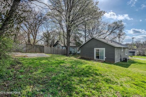 Tiny photo for 3625 Reagan Ave, Knoxville, TN 37919 (MLS # 1332484)