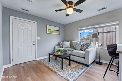 Tiny photo for 3625 Reagan Ave, Knoxville, TN 37919 (MLS # 1332484)