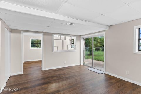 Tiny photo for 162 County Road 82, Athens, TN 37303 (MLS # 1347695)