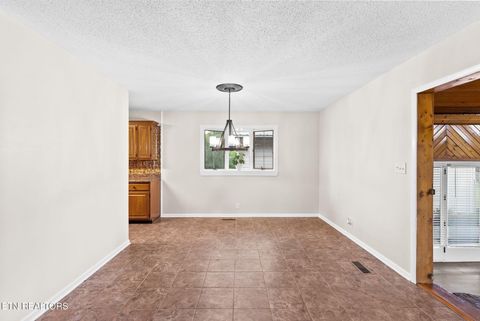 Tiny photo for 162 County Road 82, Athens, TN 37303 (MLS # 1347695)