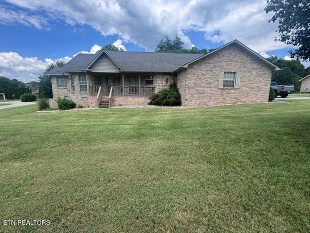 Photo of 110 Legacy Drive, Madisonville, TN 37354 (MLS # 1310271)