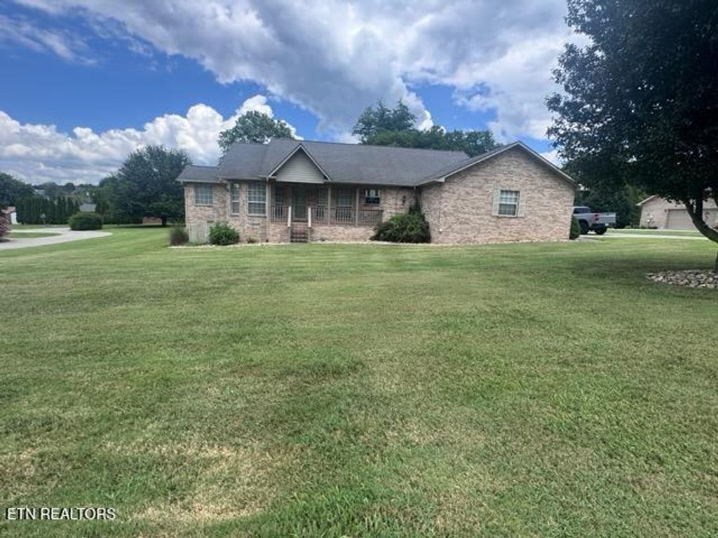 Photo of 110 Legacy Drive, Madisonville, TN 37354 (MLS # 1310271)