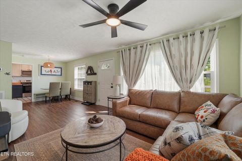 Tiny photo for 2117 McClung Ave, Knoxville, TN 37920 (MLS # 1336098)