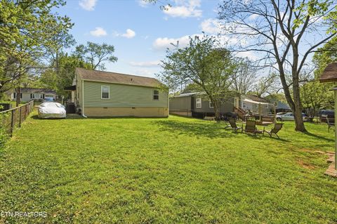 Tiny photo for 2117 McClung Ave, Knoxville, TN 37920 (MLS # 1336098)