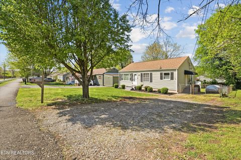 Tiny photo for 2117 McClung Ave, Knoxville, TN 37920 (MLS # 1336098)