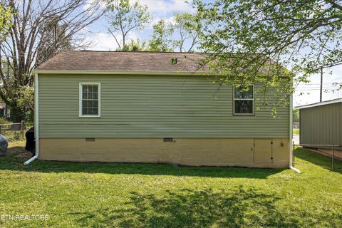 Tiny photo for 2117 McClung Ave, Knoxville, TN 37920 (MLS # 1336098)