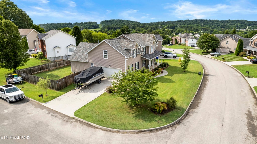 Photo of 5615 Gateswalk Lane, Knoxville, TN 37924 (MLS # 1309477)