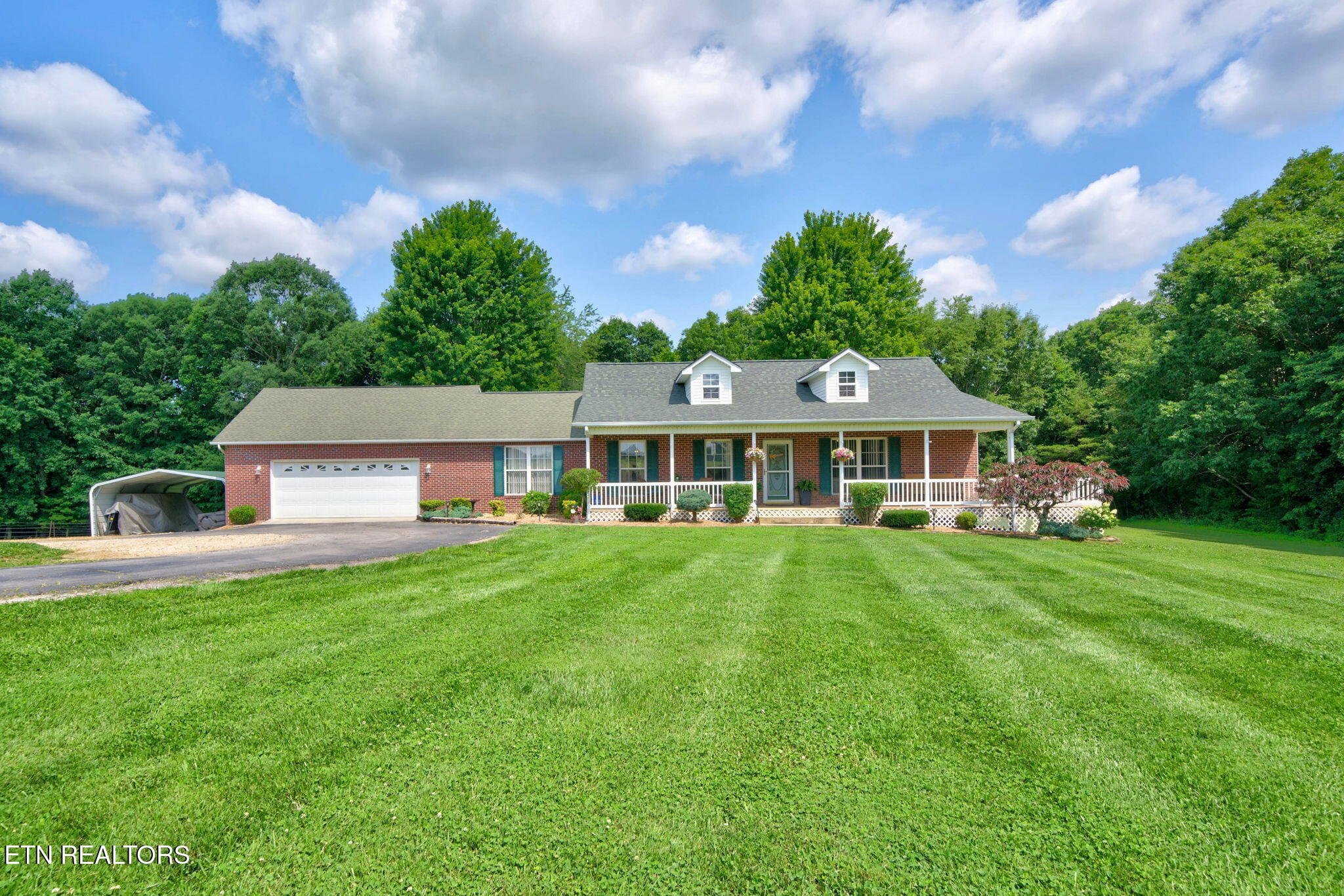 Photo 1 of 60 — 651 Highland Lane, Crossville, TN 38555