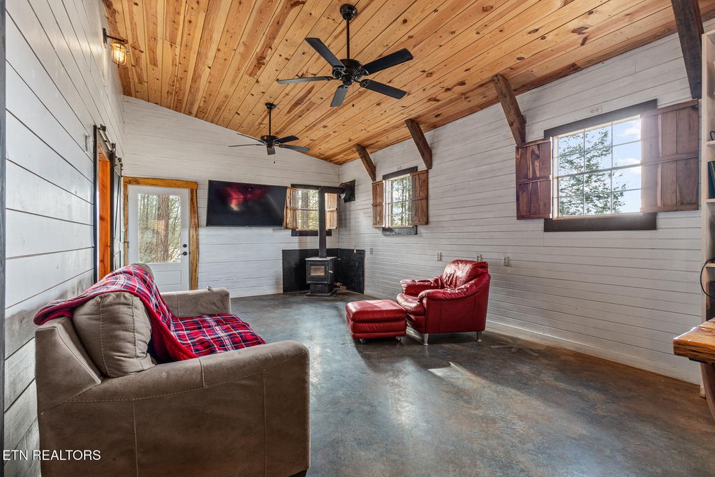 Photo of 365 County Road 38, Riceville, TN 37370 (MLS # 1328107)