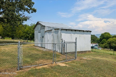 Tiny photo for 810 Ridge Rd, Maryville, TN 37803 (MLS # 1359559)