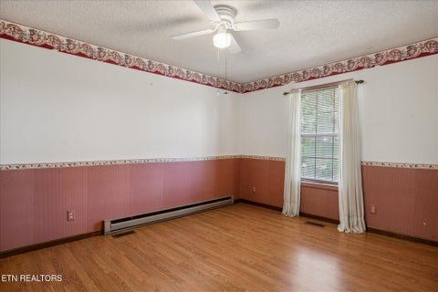 Tiny photo for 810 Ridge Rd, Maryville, TN 37803 (MLS # 1359559)
