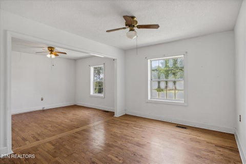 Tiny photo for 810 Ridge Rd, Maryville, TN 37803 (MLS # 1359559)
