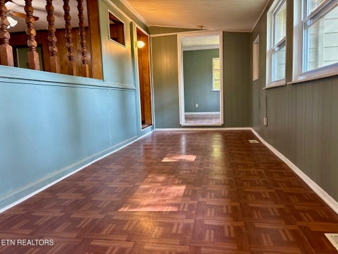 Tiny photo for 114 Townsend Rd, Oak Ridge, TN 37830 (MLS # 1357568)