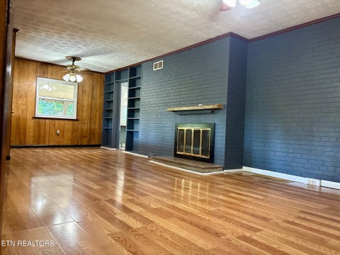 Tiny photo for 114 Townsend Rd, Oak Ridge, TN 37830 (MLS # 1357568)