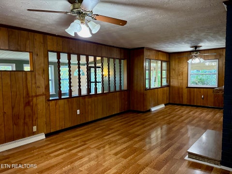 Tiny photo for 114 Townsend Rd, Oak Ridge, TN 37830 (MLS # 1357568)