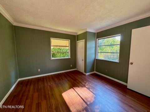 Tiny photo for 114 Townsend Rd, Oak Ridge, TN 37830 (MLS # 1357568)